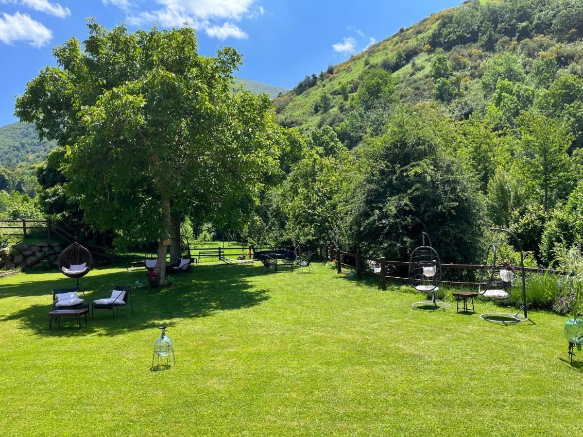 Hotel Eigon Posada De Valdeon Buitenkant foto