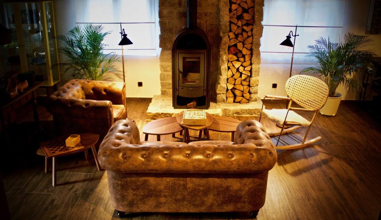 Hotel Eigon Posada De Valdeon Buitenkant foto